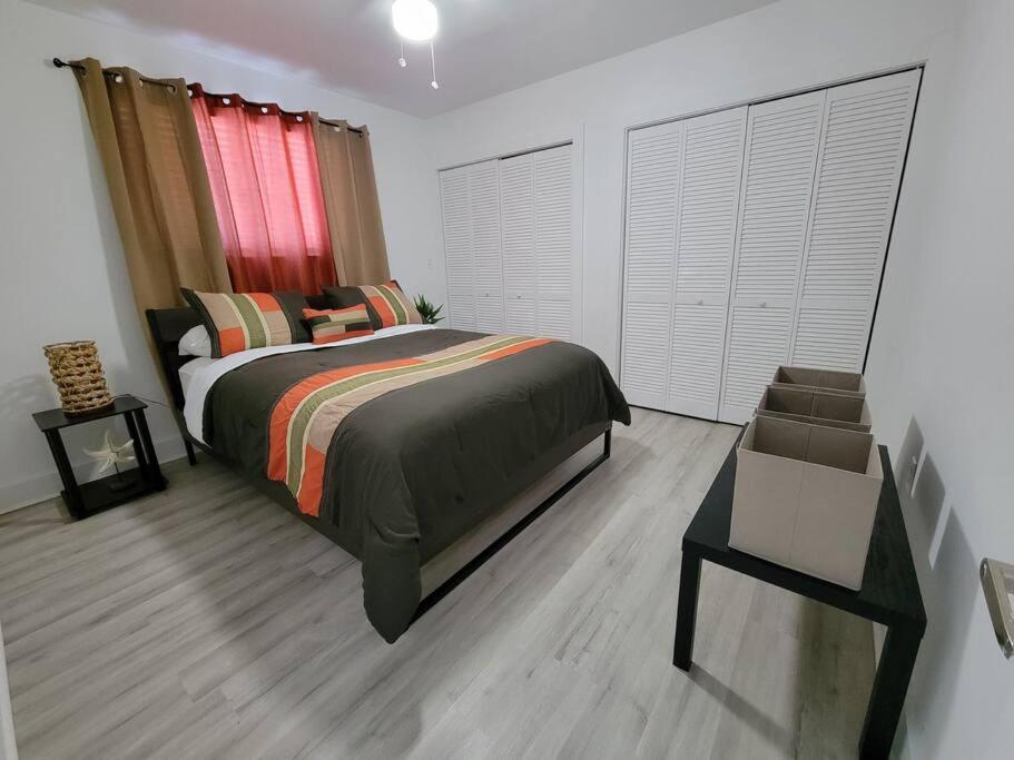 Апартаменти Sol Miami #1 With Free Parking On Premises Екстер'єр фото